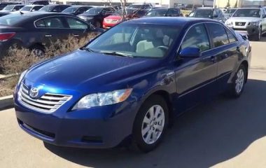 Blue Toyota Camry 2007